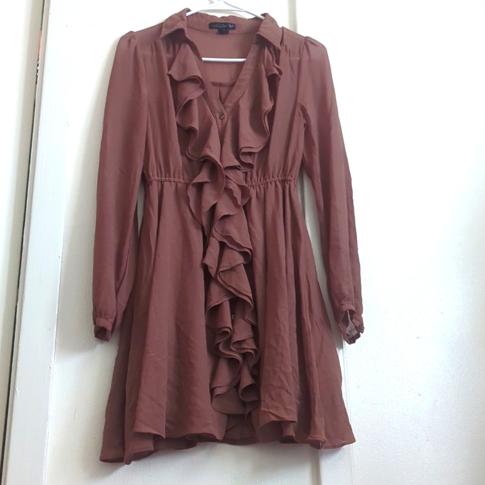 Size: Small flowy brown dress
